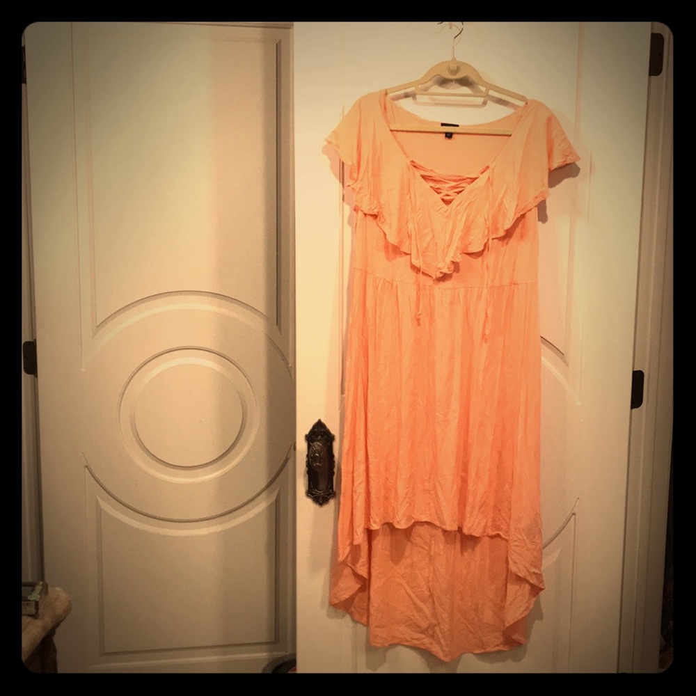 Torrid size 18 peach high low dress